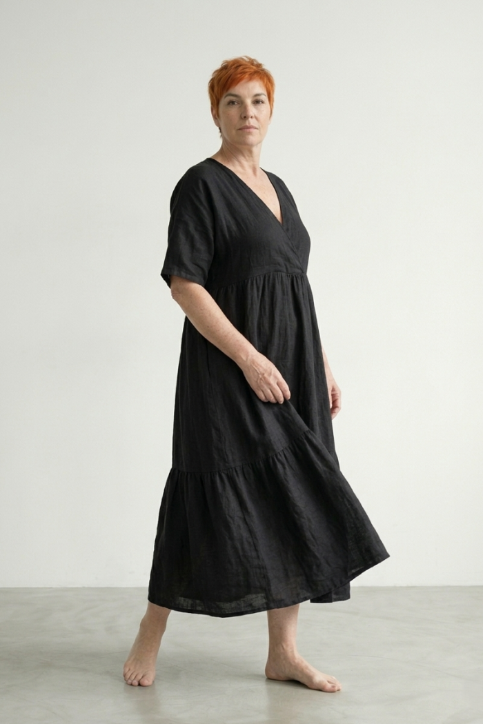 LONG V-NECK LINEN DRESS - BLACK, ONE SIZE