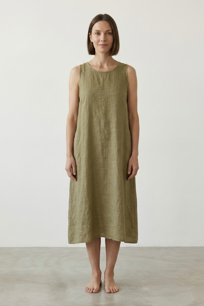 SLEEVELESS BRAIDED-NECK LINEN DRESS - CAMEL, ONE SIZE