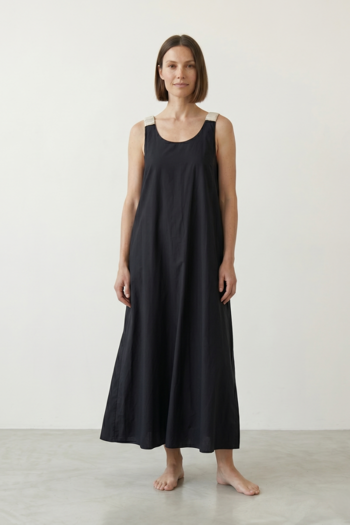 SLEEVELESS COTTON DRESS - BLACK, ONE SIZE