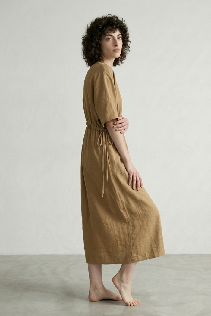 V-NECK LINEN COTTON DRESS - CAMEL, ONE SIZE