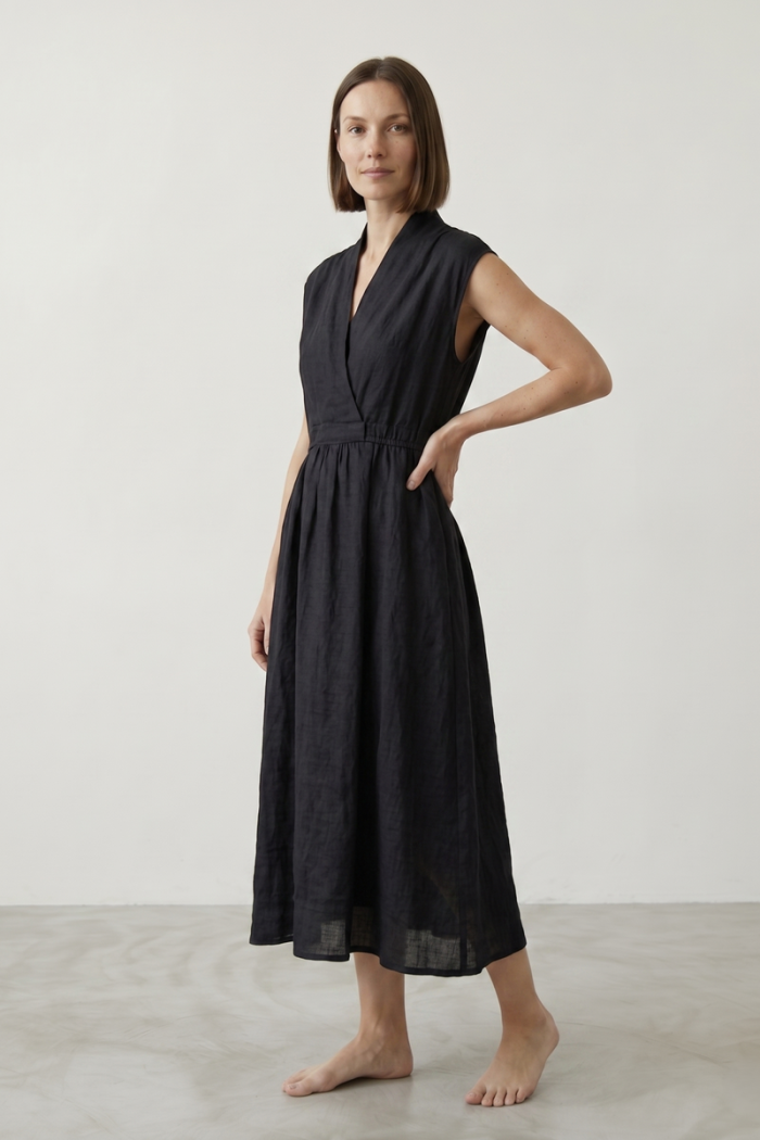 SLEEVELESS LINEN MIDI DRESS - BLACK, ONE SIZE