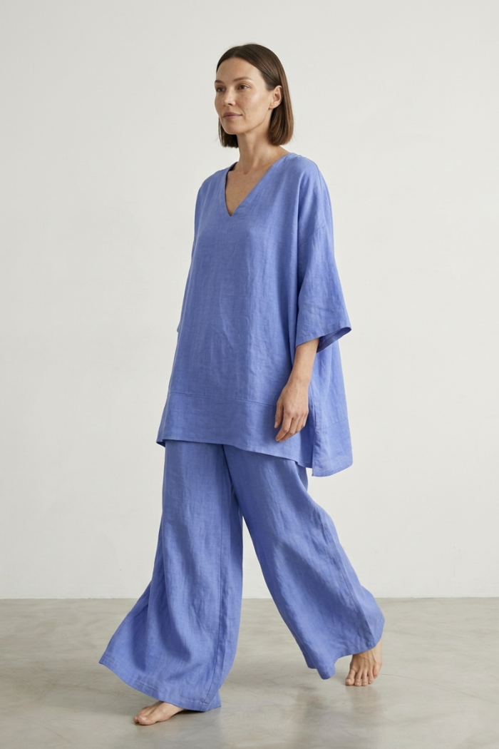 OVERSIZED V-NECK LINEN TOP - LIGHT BLUE, ONE SIZE