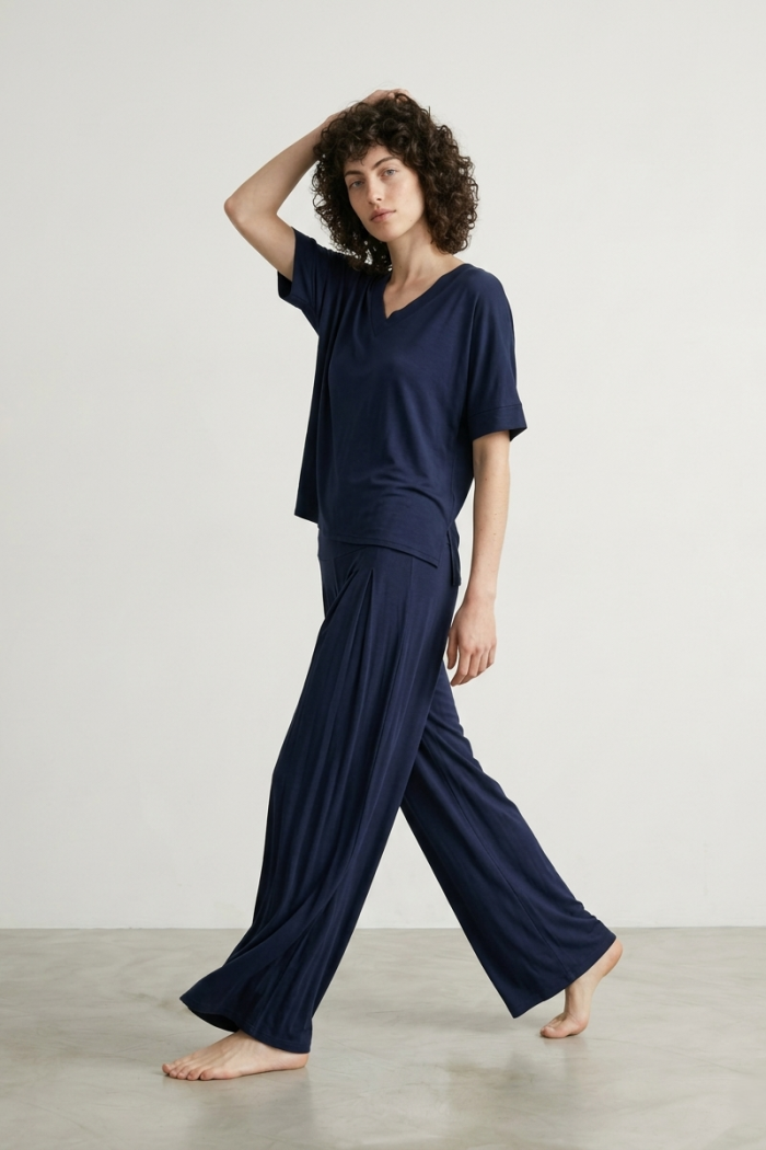 SHORT-SLEEVE V-NECK TOP - NAVY, ONE SIZE
