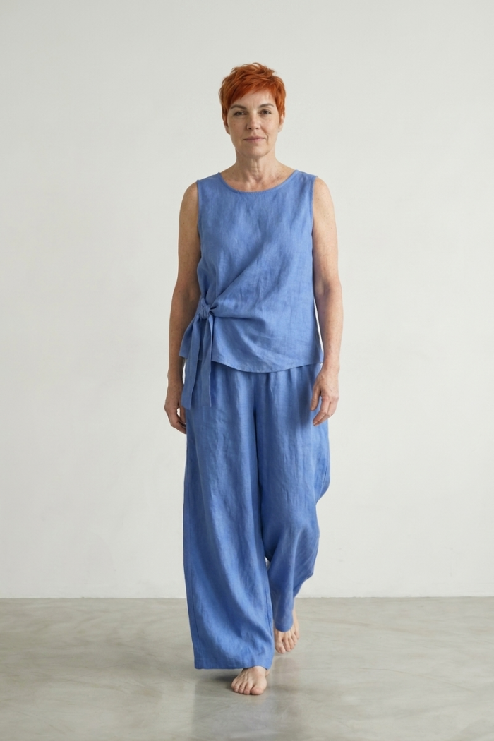 SLEEVELESS LINEN TIE-SIDE TOP - LIGHT BLUE, ONE SIZE