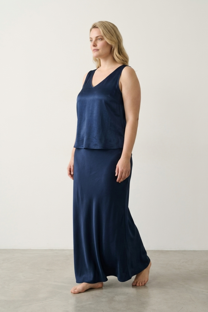 LONG SATIN SKIRT - NAVY, ONE SIZE